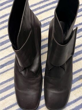Black Women's Ankle Booties - Classic Leather